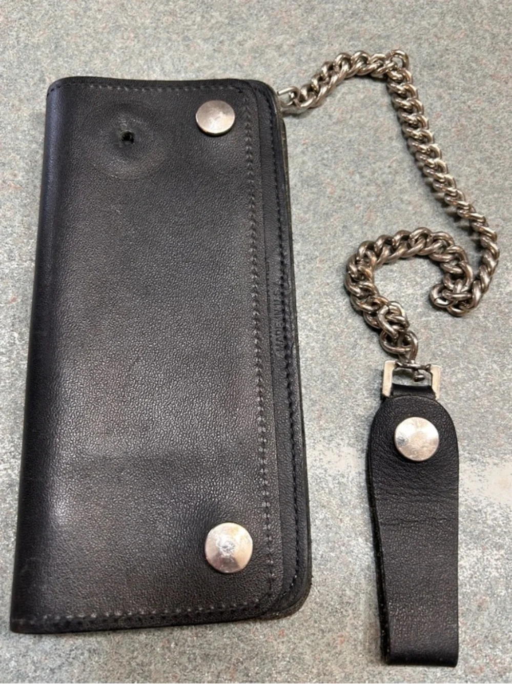 Black Leather Wallet w/Silver Chain 🇺🇸